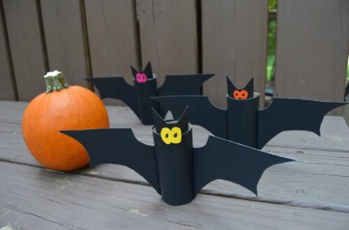 Søte og Enkle Fledermusprosjekter for Barn til Halloween bat crafts.jpg